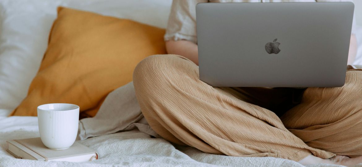 pexels-tatianasyrikova-3975590